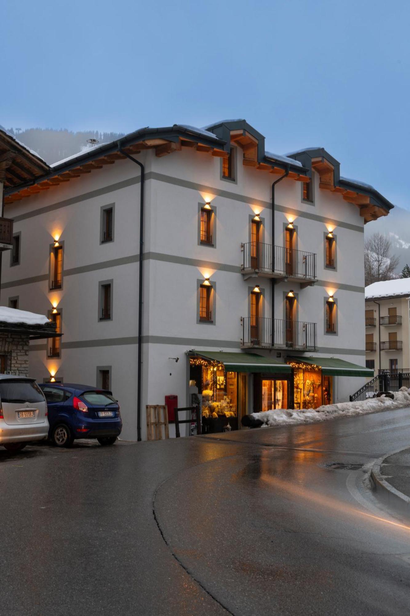La Racine Hotel La Thuile Bagian luar foto